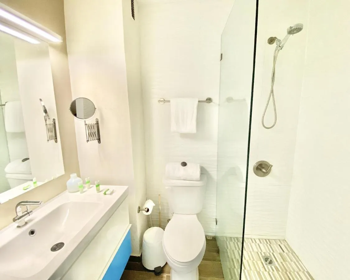 Casa vacanze Oceanview Beach Block Balcony Ocean And City View San Juan